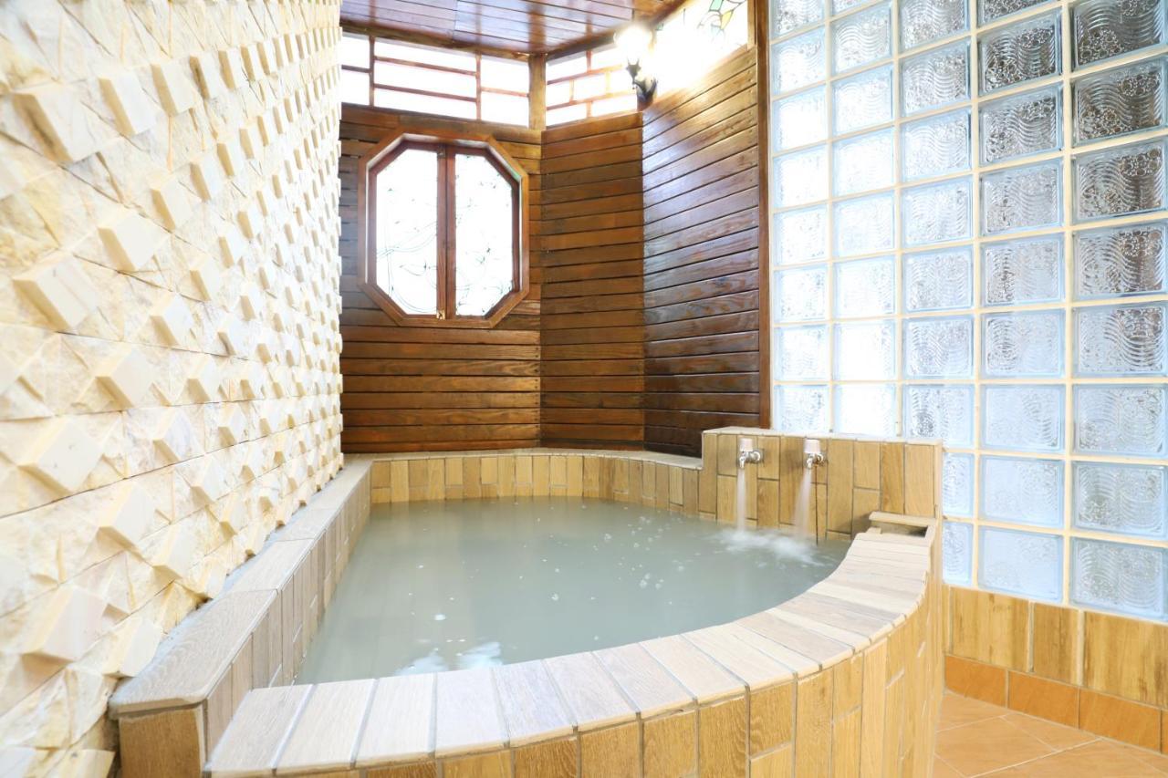 Phoenix Pavilion Hot Spring Hotel Тайбей Екстер'єр фото
